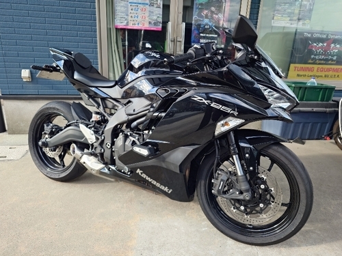 カワサキ ZX-25R (64.9万円)